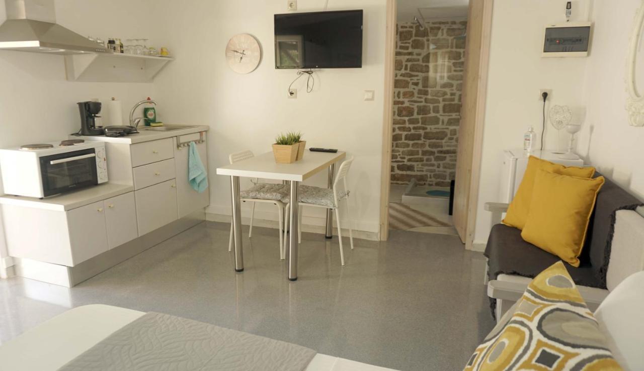 Studio Ioanna - Oasis Holiday Houses Κόκκινος Πύργος Εξωτερικό φωτογραφία